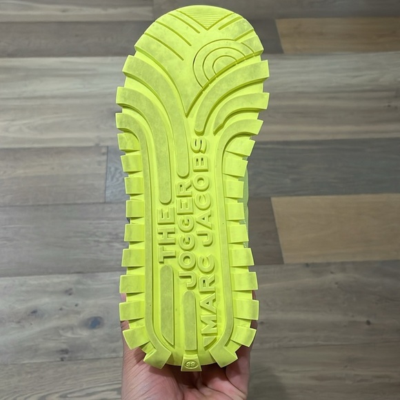Marc Jacobs The Jogger Sneakers Size 39 US 9 The Fluoro Jogger In Fluo Yellow - Picture 10 of 14
